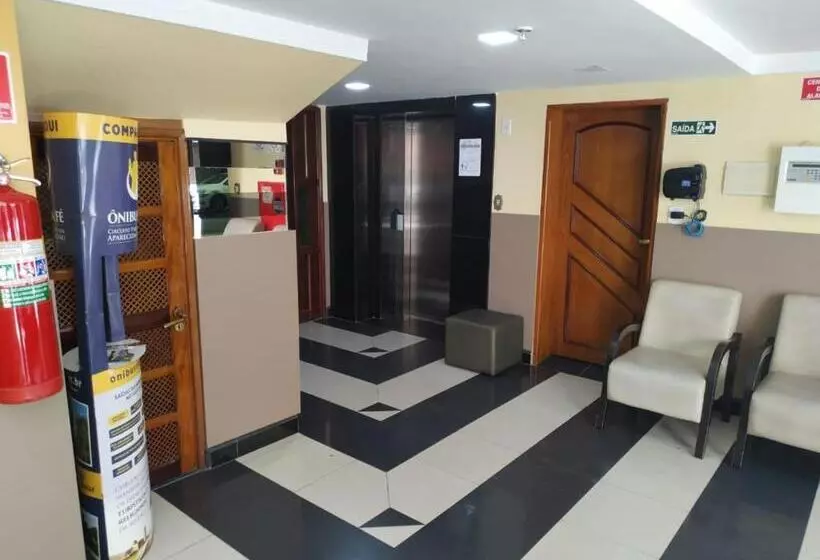 酒店 Hollywood Palace