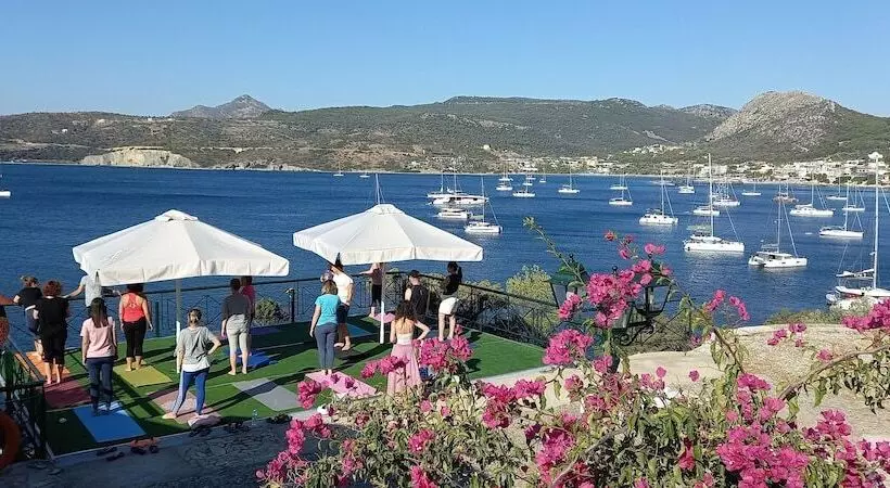 هتل Kavos Bay Seafront