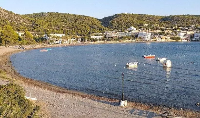 هتل Kavos Bay Seafront