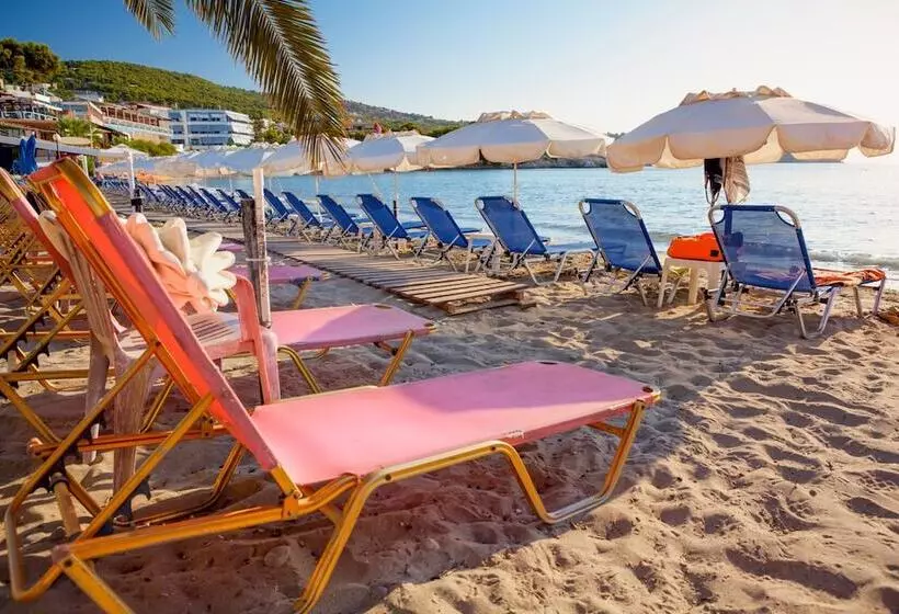 هتل Kavos Bay Seafront