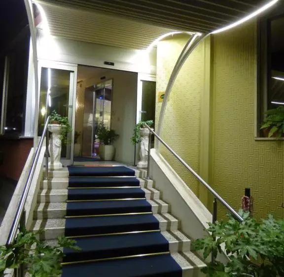 Отель Mon Repos