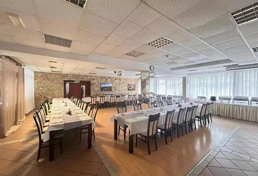 هتل Ośrodek Konferencyjno Wypoczynkowy Krucze Skały W Karpaczu