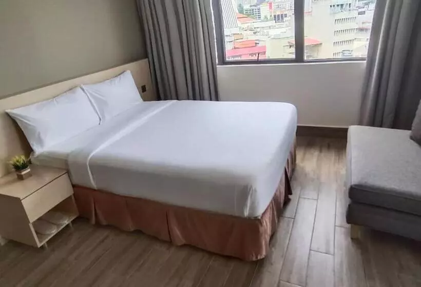 Pacific Express Hotel Central Market