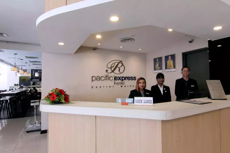 Pacific Express Hotel Central Market