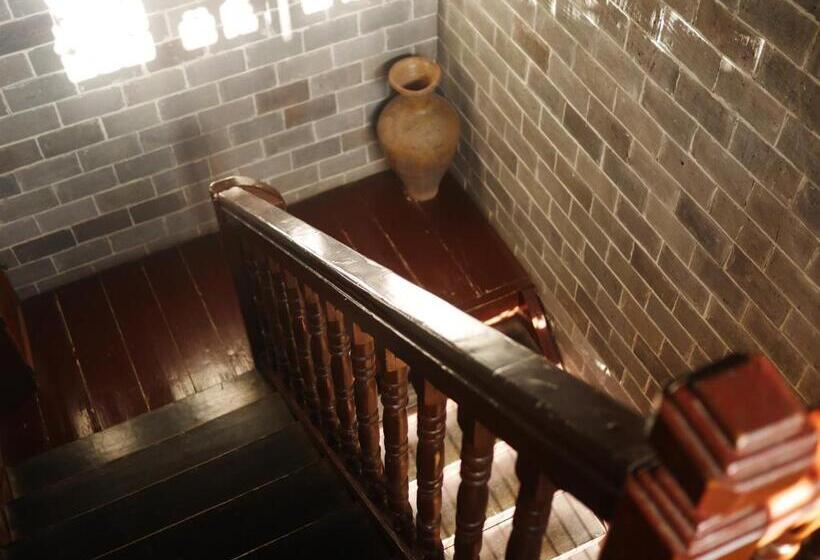 Отель The Linden Centre Dali