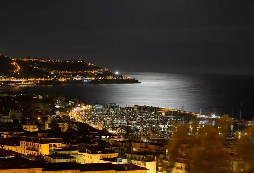 ペンション Gioberti House