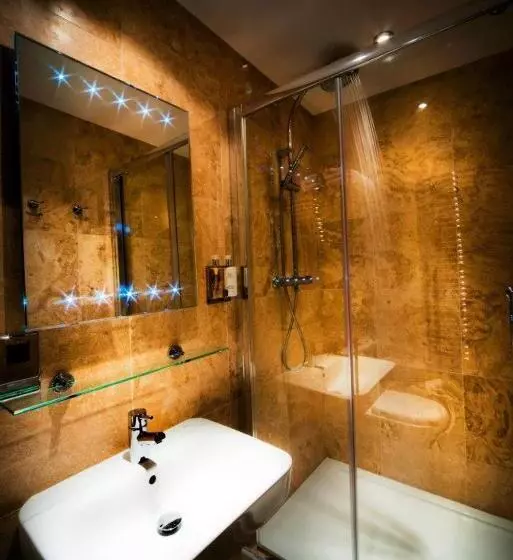 Retkeilymaja The George Inn