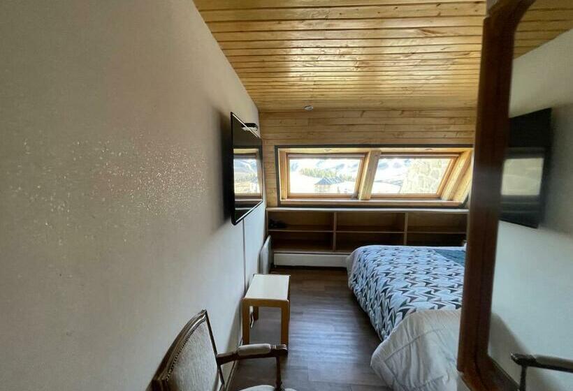 Departamento En Edificio Atenas Con Excelentes Vistas