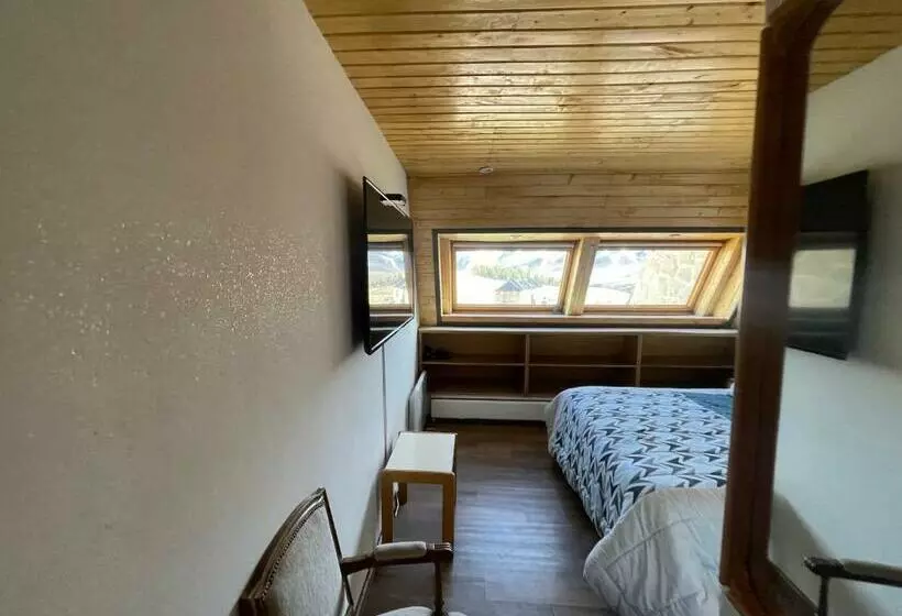 Departamento En Edificio Atenas Con Excelentes Vistas