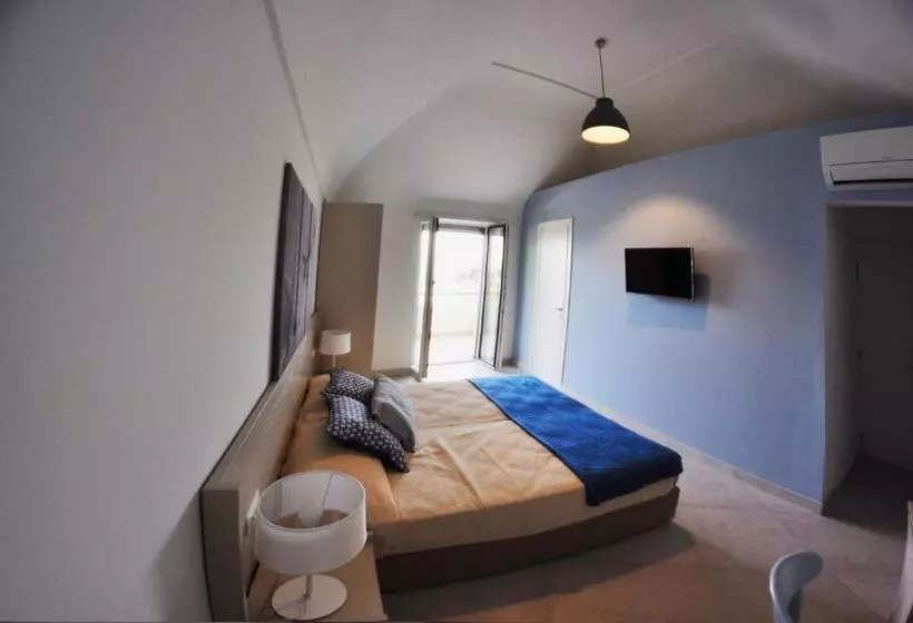 تختخواب و صبحانه Casa Costanza