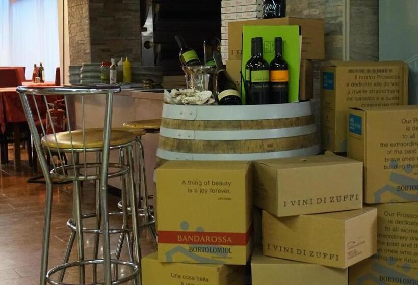 فندق Blue Marine