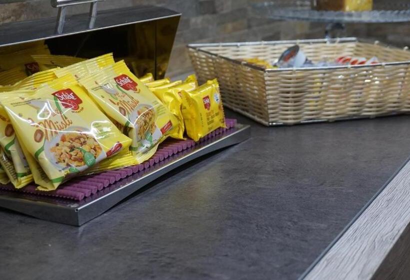 فندق Blue Marine