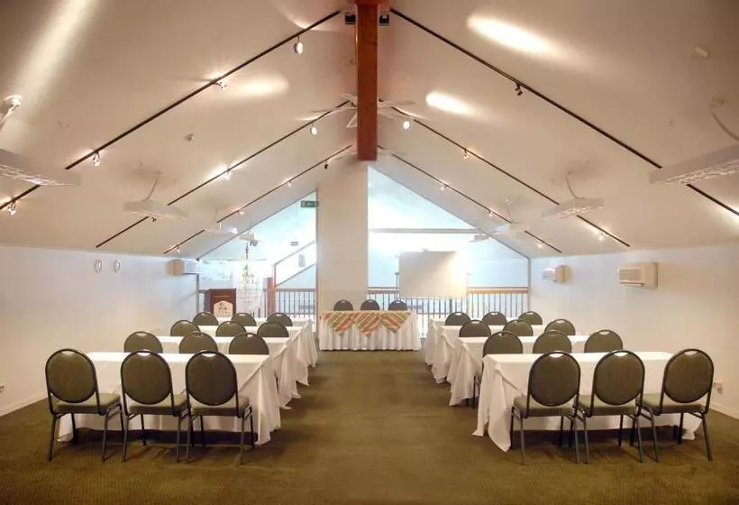 ホテル Los Naranjos Resort & Spa Termal