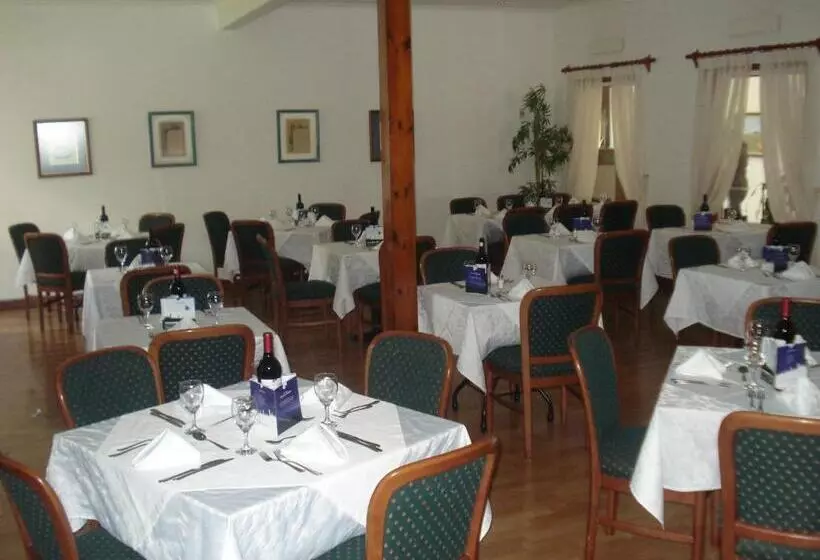 ホテル Los Naranjos Resort & Spa Termal