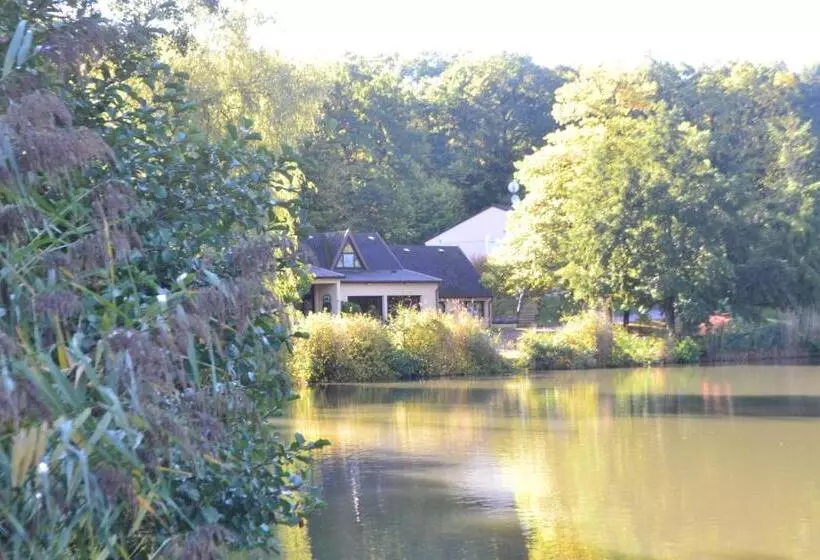 Hotelli Restaurant Des Lacs