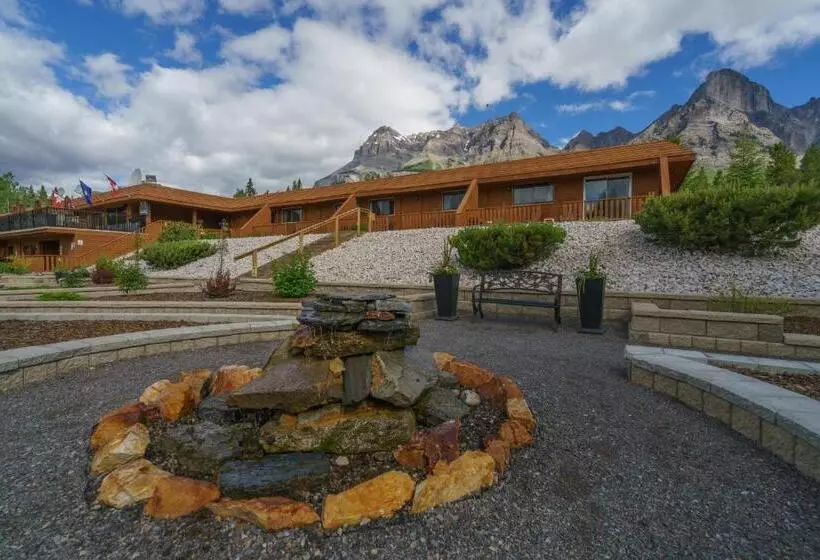 ホテル The Crossing