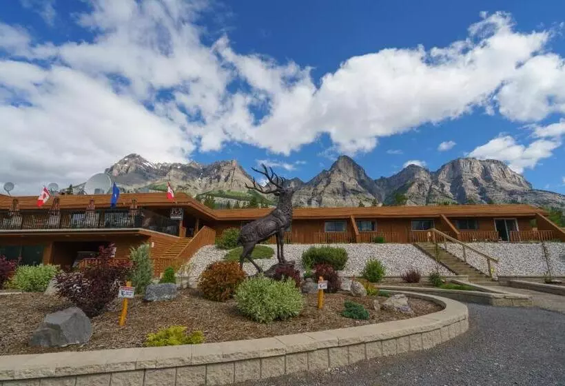 ホテル The Crossing