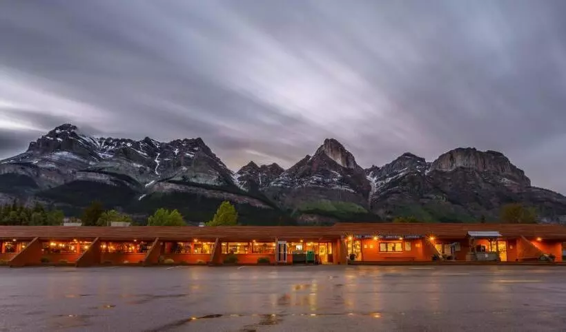 ホテル The Crossing