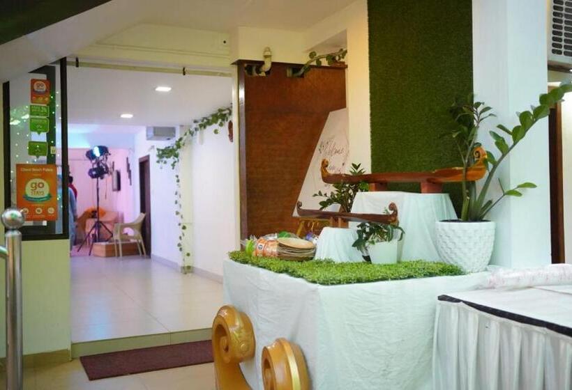 אתר נופש Cherai Beach Palace