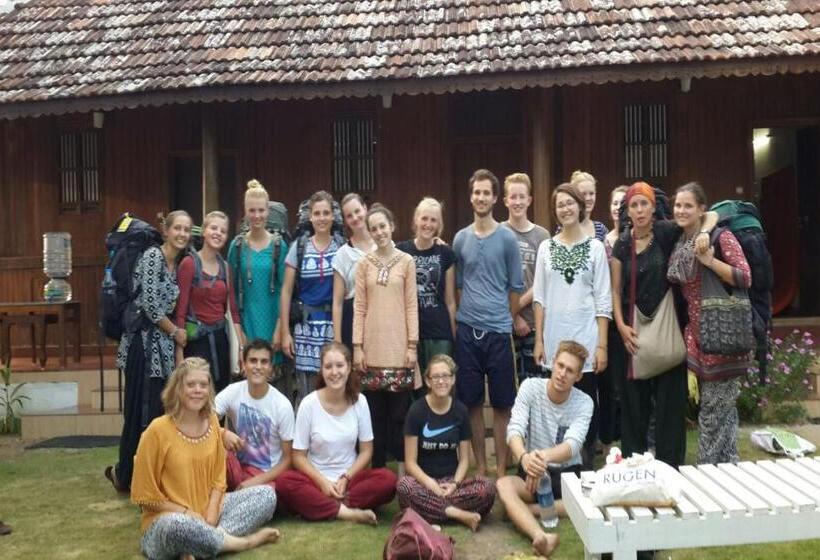 אתר נופש Cherai Beach Palace