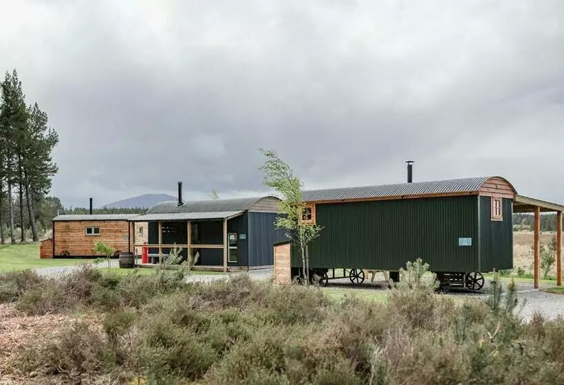 Highland Shepherd Huts