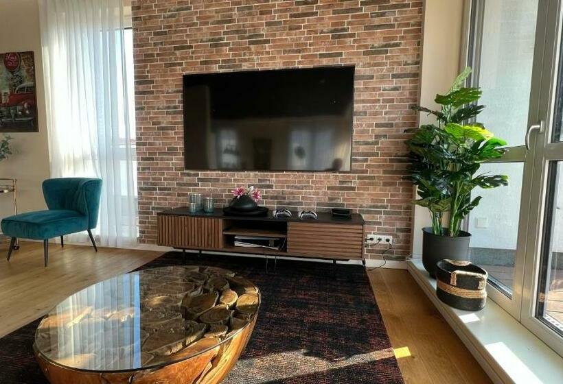 Luxus Penthouse 180m2 Mit Aufzug Und Whirlpool