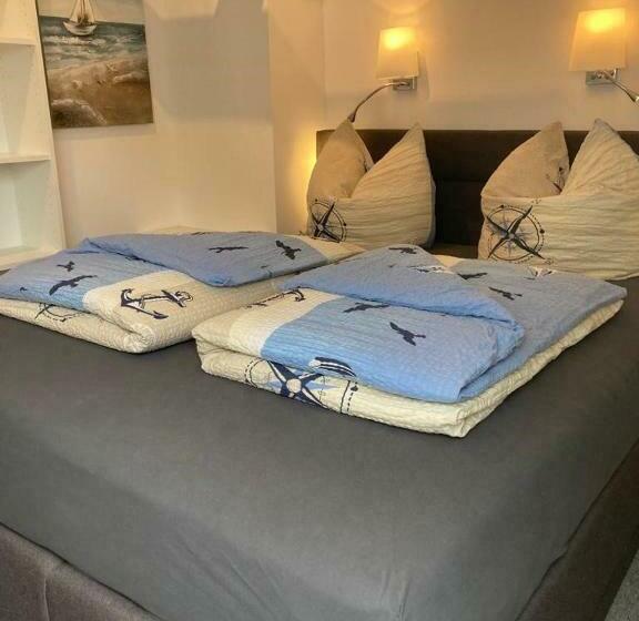 Pappelhof   Doppelhaushälfte Mit Garten In Grömitz