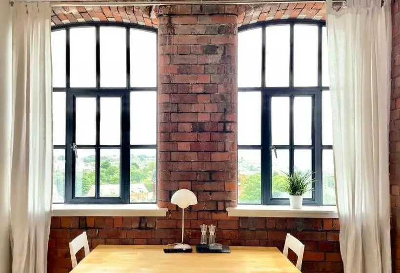 Victorian Factory Apartment With 2 Bedrooms