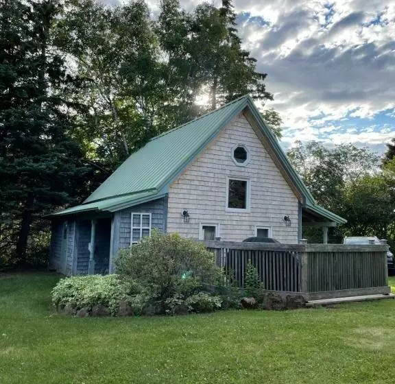 Avonlea Forest Hill Cottages