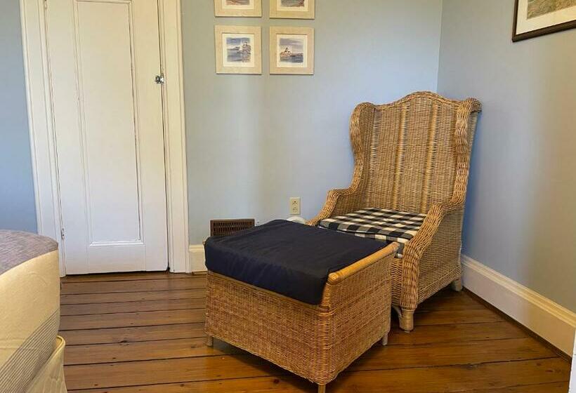 Avonlea Forest Hill Cottages