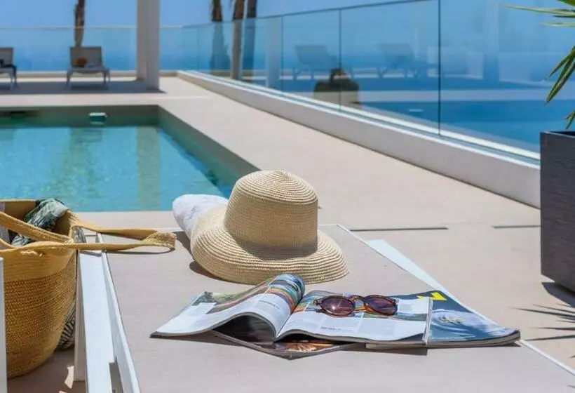 Casa What A Life Sayalonga By Ruralidays