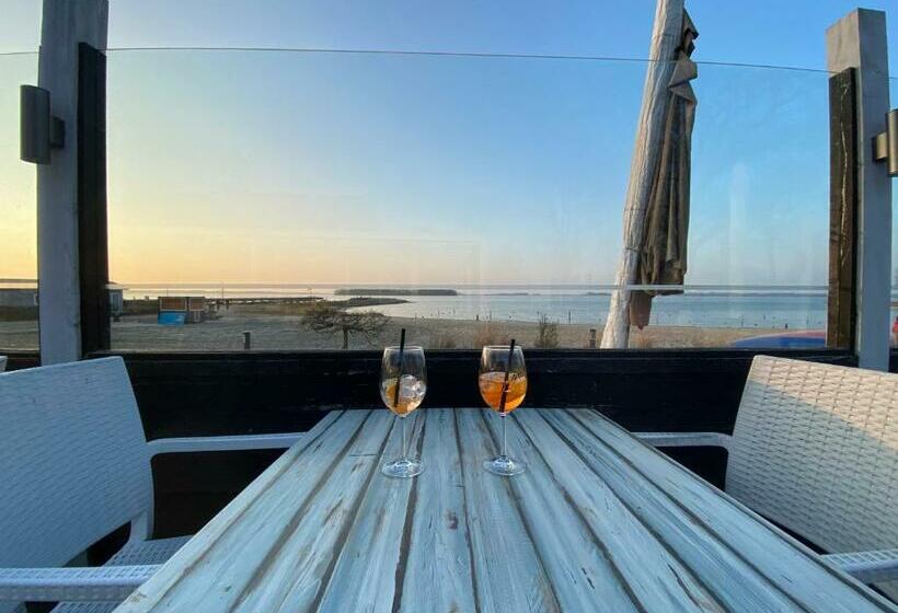 Green Villa In Bester Lage Dachterrasse Mit Meerblick Großer Eingezäunter Garten Kinderfreundl