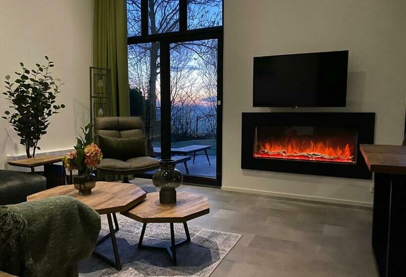 Green Villa In Bester Lage Dachterrasse Mit Meerblick Großer Eingezäunter Garten Kinderfreundl