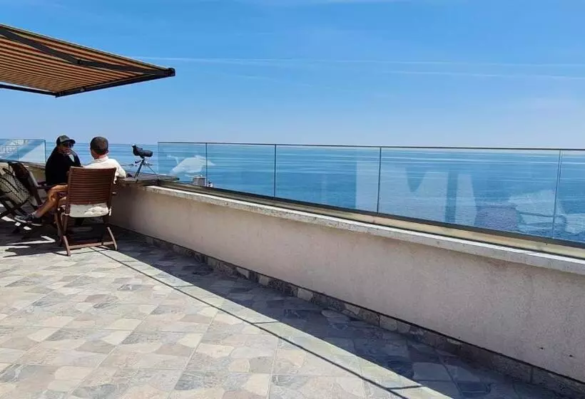 Magic Sea View