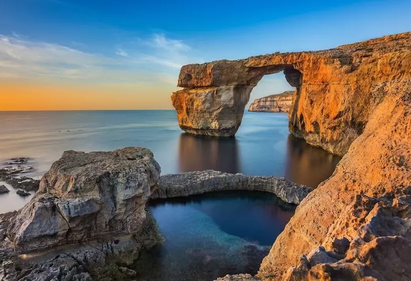 Villeleynah Amazing Gozitan Villa Pool   Happy Rentals