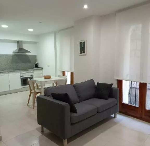 Ca Leudald 1 Descubre Besalú En Familia