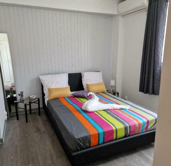 Front Cathédrale Pointe à Pitre