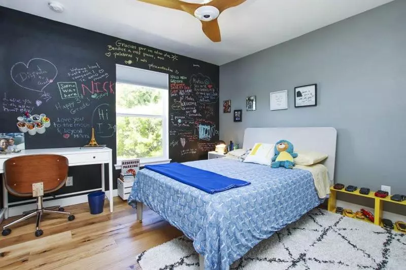 Ibis Home