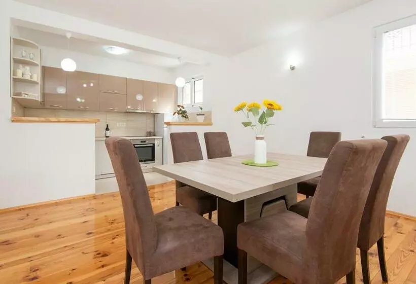 Apartment Galiot