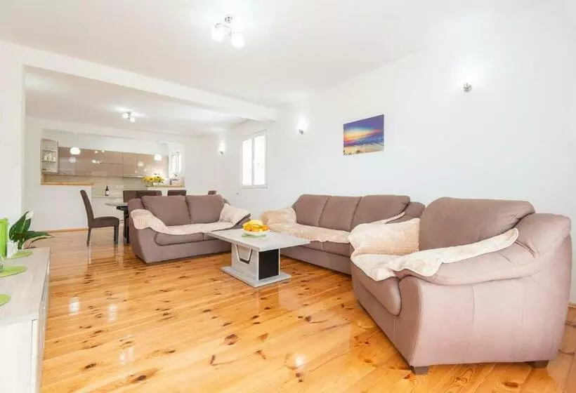 Apartment Galiot