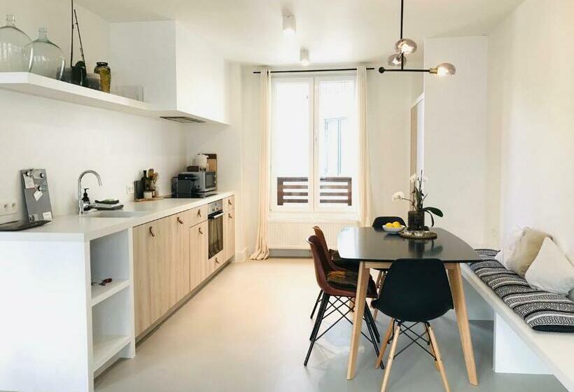 Bright City Design House!