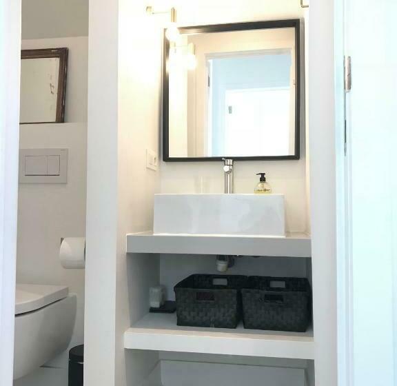 Bright City Design House!