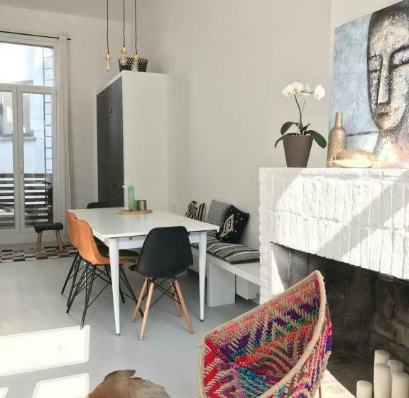 Bright City Design House!