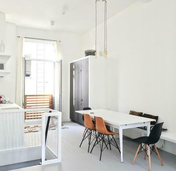 Bright City Design House!