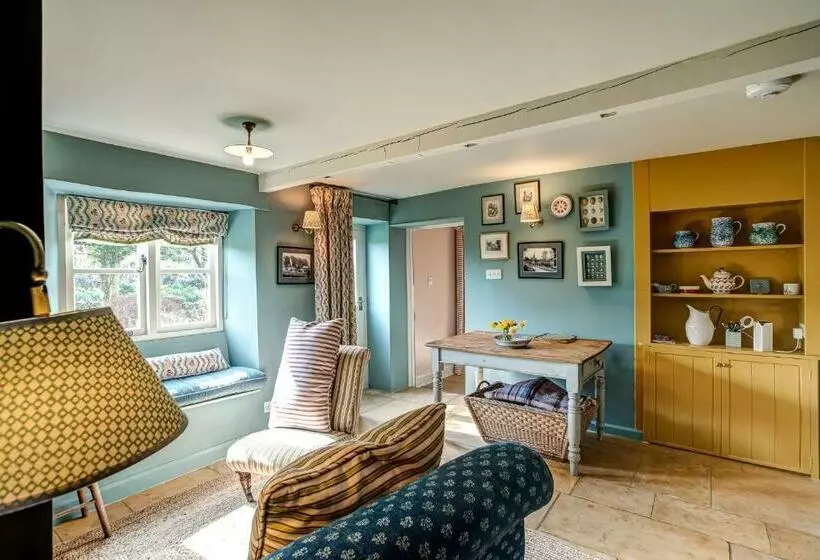 Church End Cottage