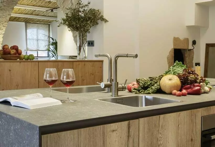 Turisme Rural Mas Ametller   Casa Gran