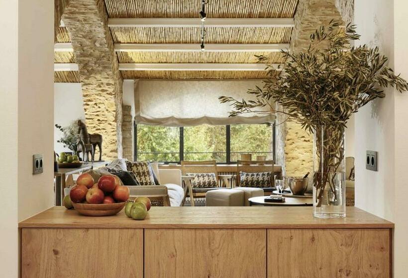 Turisme Rural Mas Ametller   Casa Gran