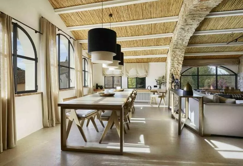 Turisme Rural Mas Ametller   Casa Gran