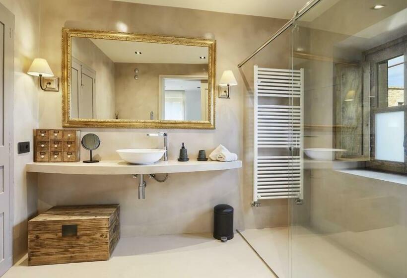 Turisme Rural Mas Ametller   Casa Gran