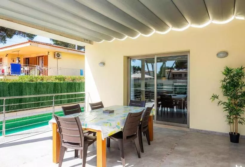 Villa Mediterráneo